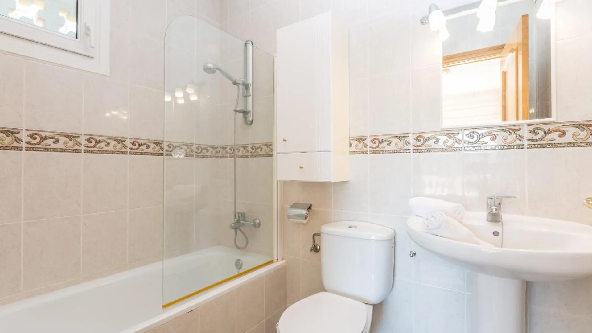 Villa Cor - يوريت دي مار 0*,
